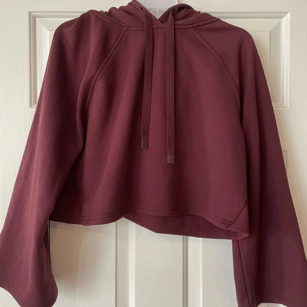 NWOT Maroon Athleta Sweatshirt - Picture 4 of 8